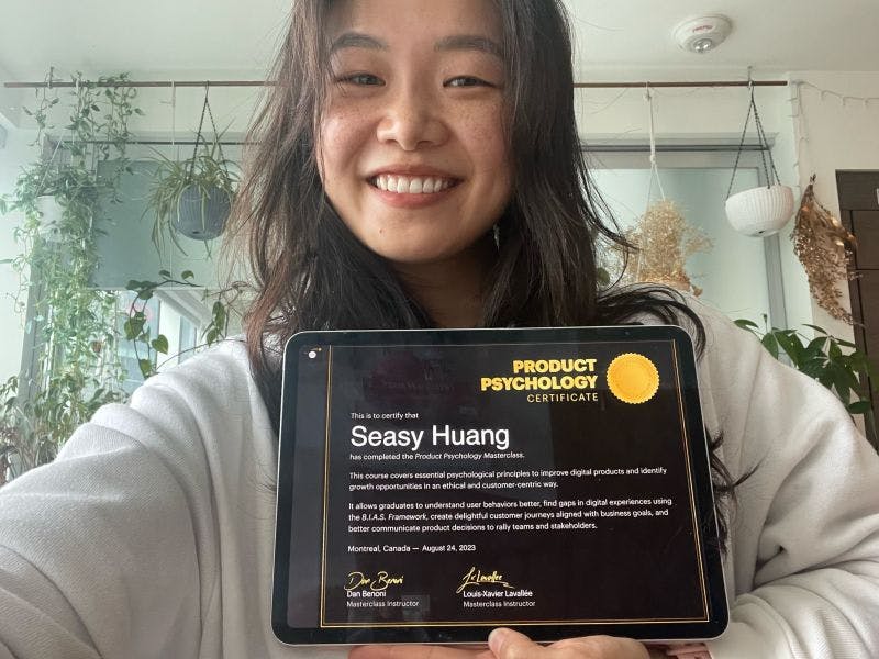 Seasy Huang and her Product Psychology certificate